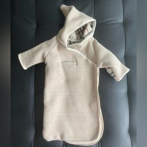 Burberry (SOLD ON MERCARI)